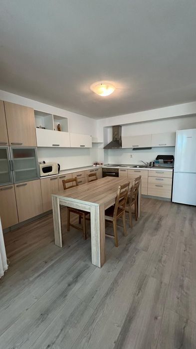 тристаен апартамент