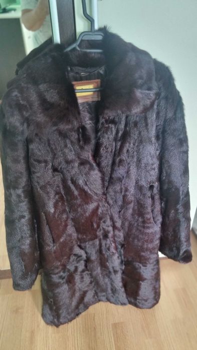 De vanzare Palton si Blana naturala