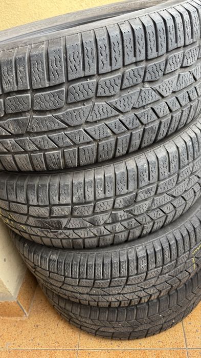 Зимни гуми Continental 215/60 R 17