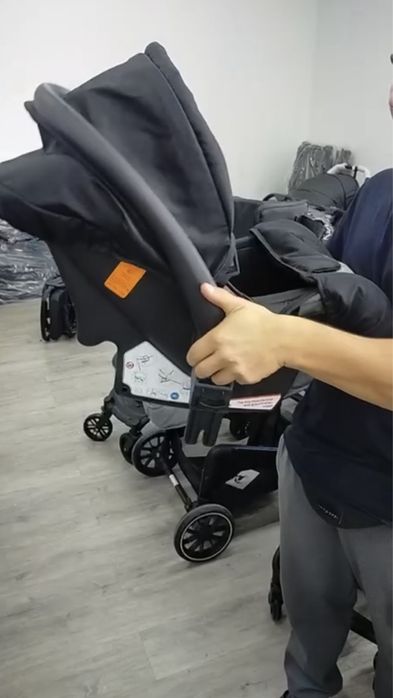 Детская коляска с автолюлькой