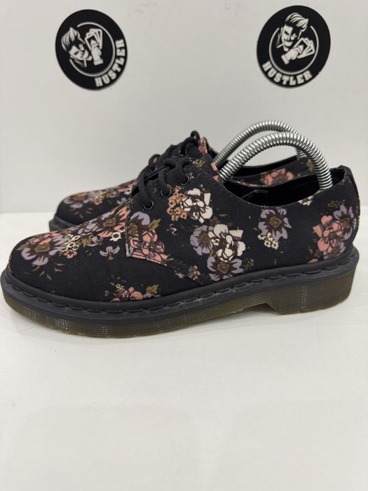 Обувки DR.MARTENS .Номер 38