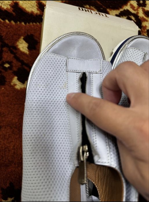 Туфли женские и сандали