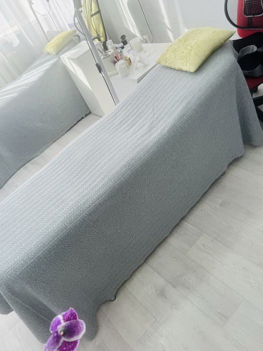 Продам кушетку 35000