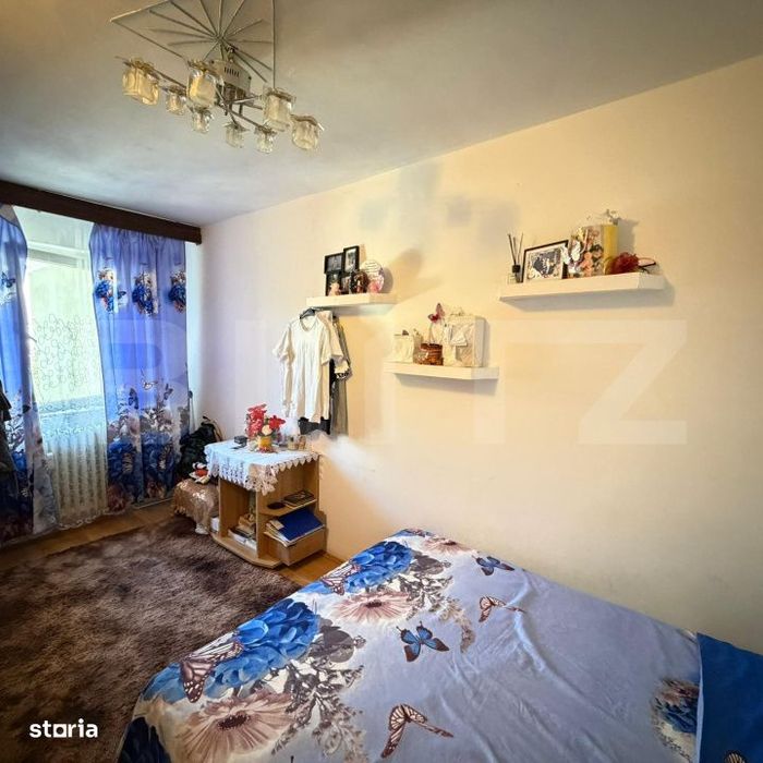Apartament 3 camere semidecomandate, 40 mp, zona Valea Rosie