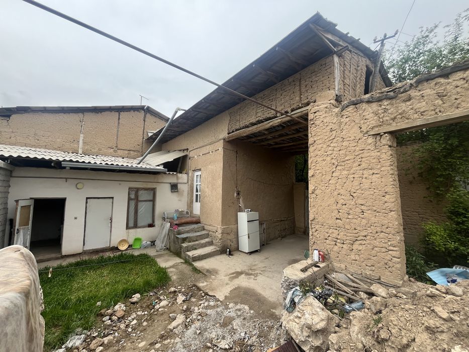 keles sanatoriyada 2-sutuk 2-xona uy sotiladi