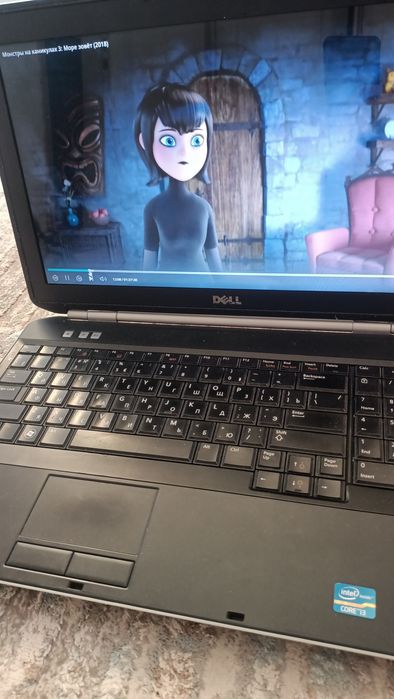 Ноутбук DELL.     .