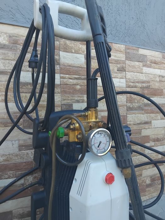 Водоструйка, Kranzle Profi 160bar 220v Керамика Супер Силна  Отпушвате на Канали дълъг маркуч