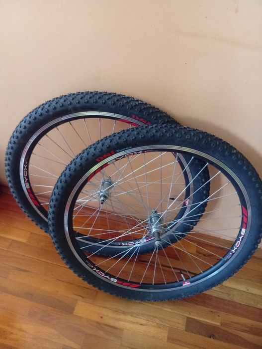 Капли Byox 27.5 комплект с вътрешни и външни гуми чисто нови.Лично пре