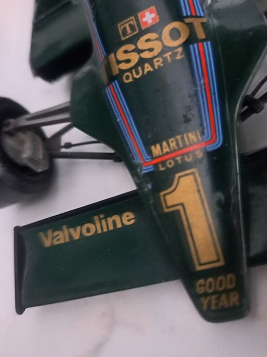 Machetq LOTUS F1 1/14 1979 Mario Andretti Burago