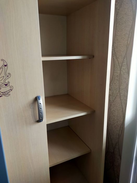 Продам шкаф, стеллаж и полку в детскую комнату