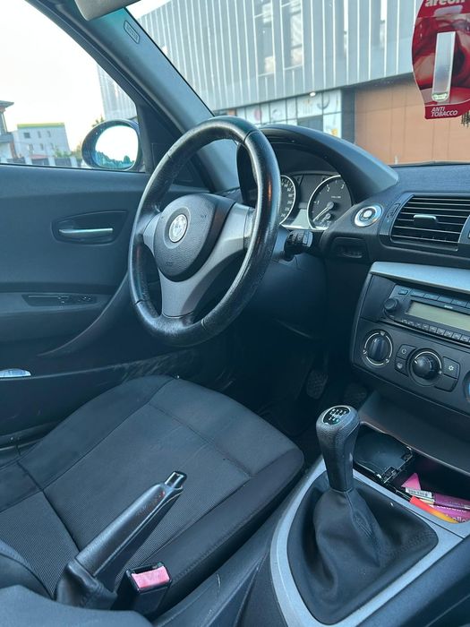 De vanzare, BMW 1