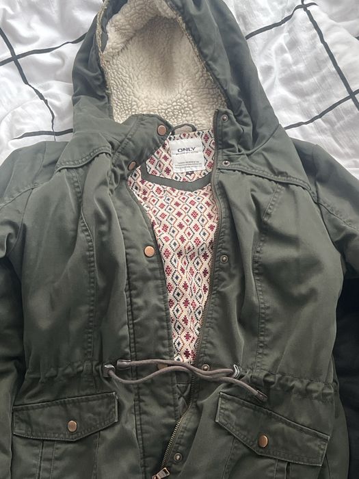 Дамско зимно яке- Only