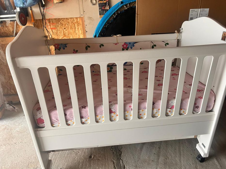 Patut bebe cu saltea si lada depozitare