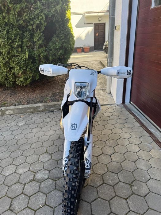 Husqvarna TE 300 PRO 2026 94 h Inmatriculat Ro Piston schimbat