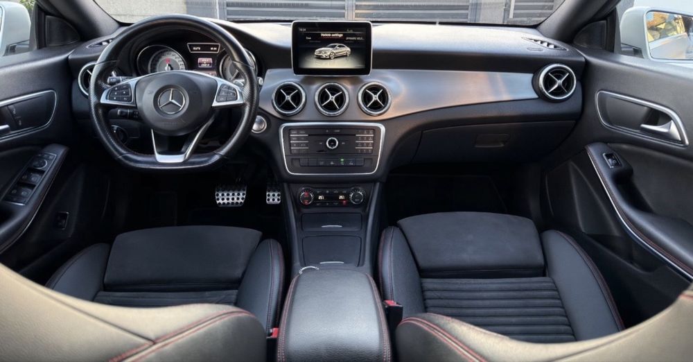 De Vânzare: Mercedes-Benz CLA 220 CDI (Pachet AMG) | 2015 | Alb