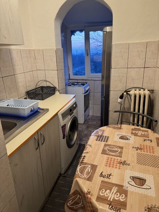 Proprietar inchiriez apartament o camera blascovici
