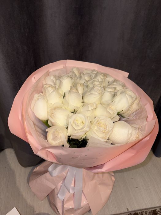 белые розы букет