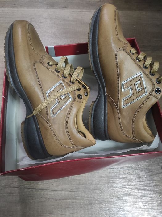 Ghetuțe de dama din piele