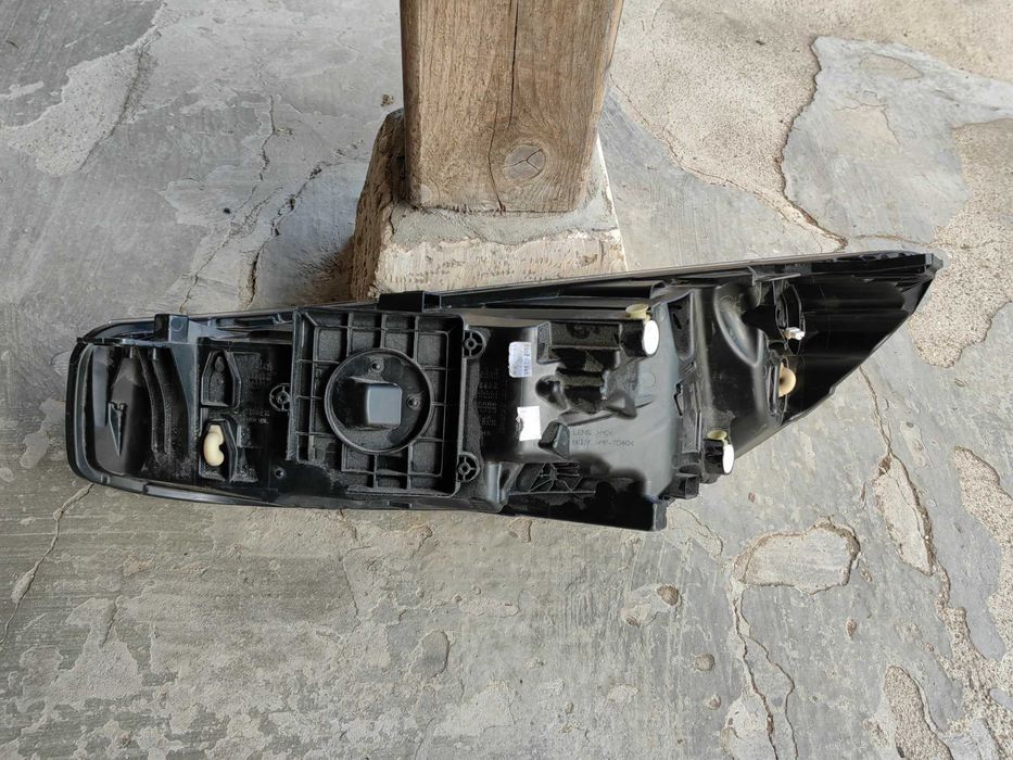 Фар Ford Focus MK4 FULL десен/Фар Форд Фокус 4 LED Оригинален