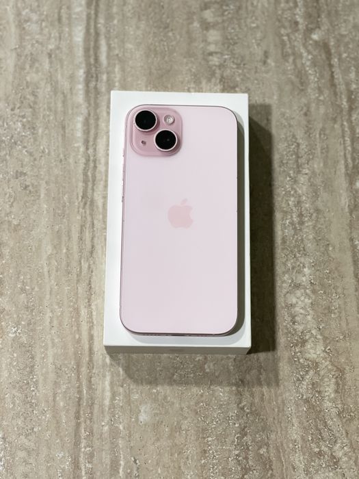 Iphone 15  / 128 GB / Roz