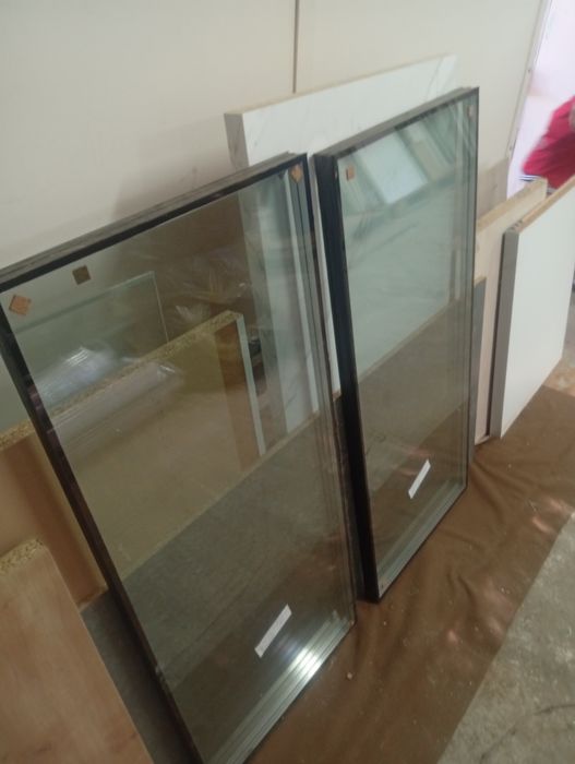 Geam termopan nou tripan profil PVC culoare gri antracit