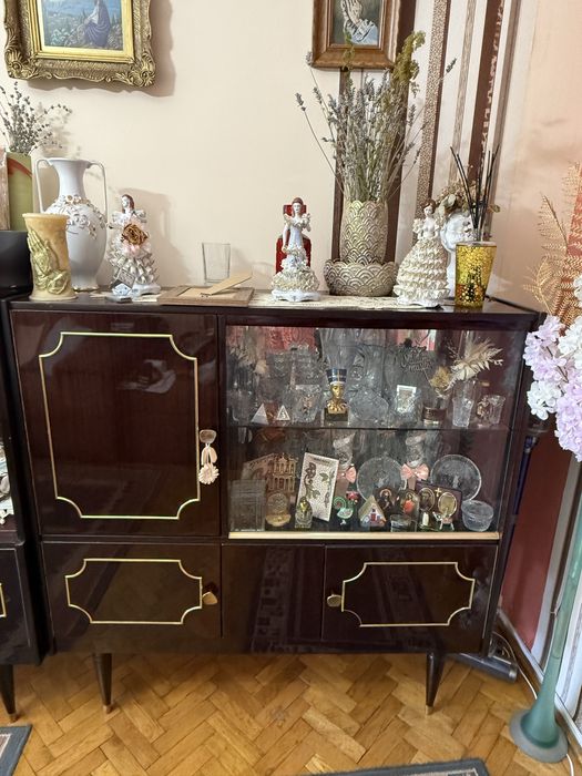 Vind mobilier sufragerie