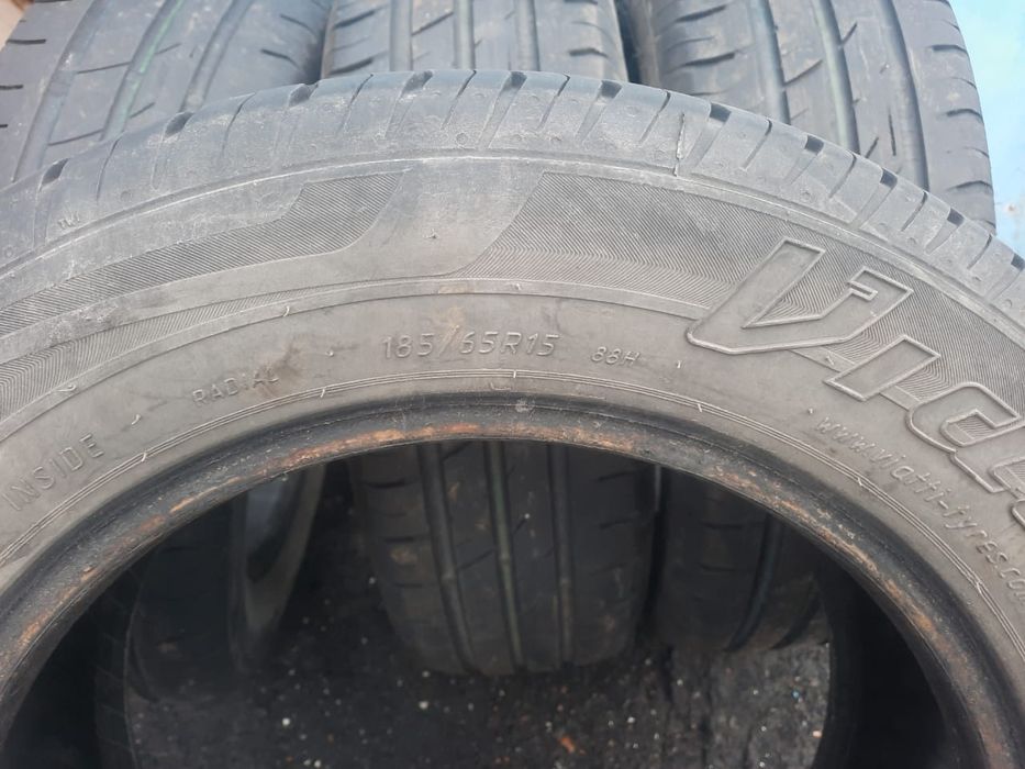Продам резину 185/65 R 15