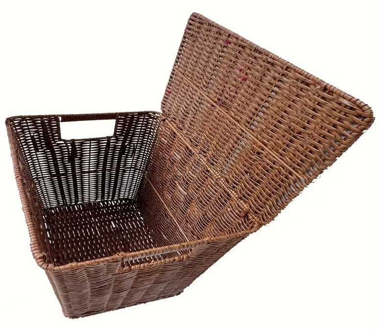 Ръчно изработена имитация на ратанов кош