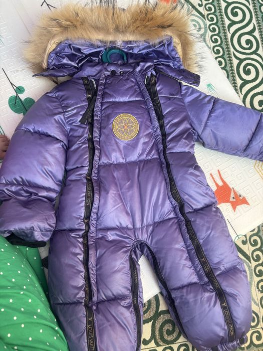 Продам зимнюю комбинезон