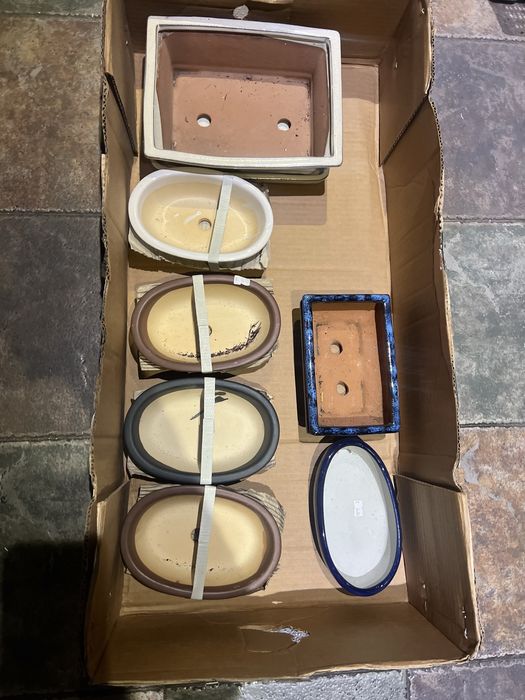 Обурудване за цветарски магазин (материали,кашпи, кошници)