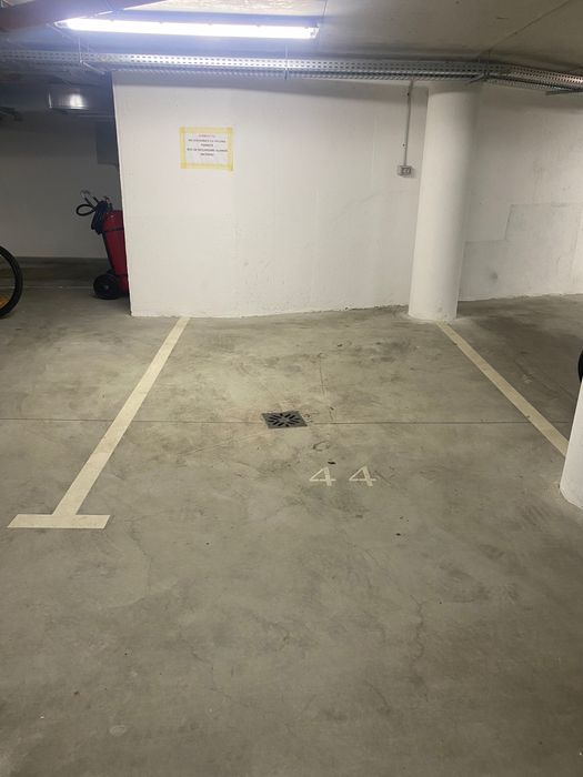 Loc parcare subteran, complex Carmen Sylva, central, zona Unirii