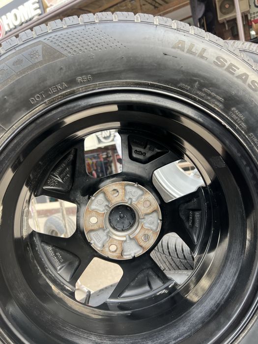 Kia sanet R16 diska balon neg fuliniki qora shilipofkali