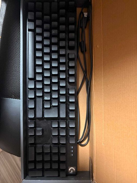 Logitec G413 SE - Продавам клавиатура