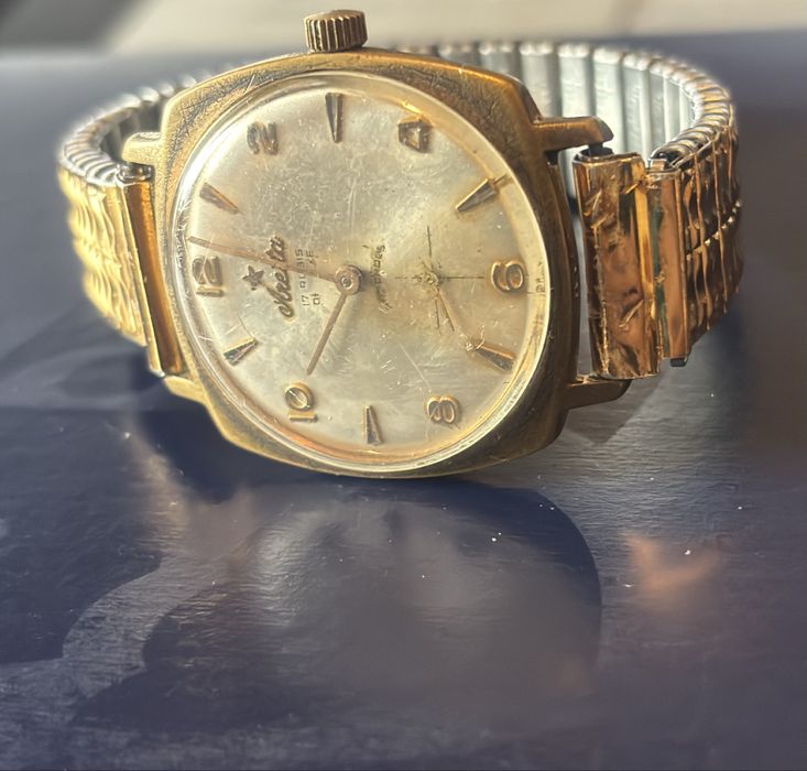 Vand Ceas vintage Aretta elvetian