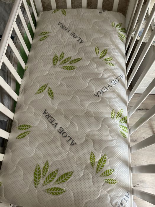 Продается детская кровать с матрасом