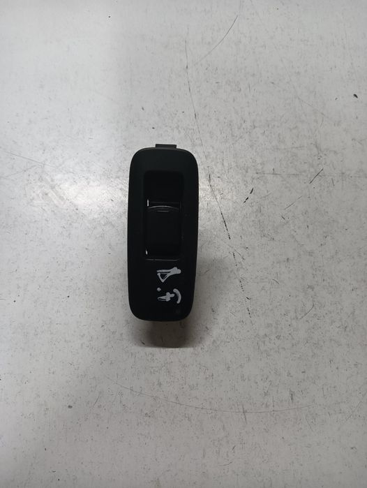 Buton Geamuri Electrice Dreapta Fata Nissan Qashqai / Qashqai +2 I J10
