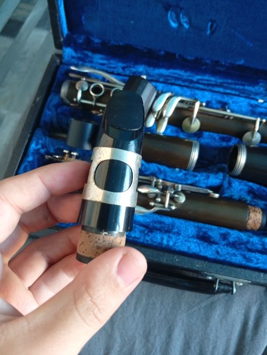 Продавам кларинет