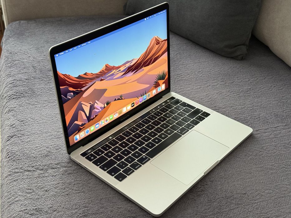 13.3’ Macbook Pro 13 2019/Core i7/16GB Ram/512GB SSD