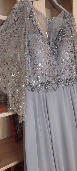 Vand rochie evenimente