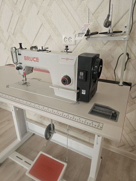 Швейная машина BRUCE Q5.