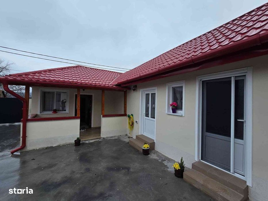 Casa de vanzare in sat Dicanesti