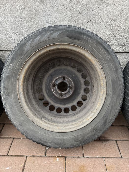4 Roti 185/ 165 R15 cu pneuri M + S