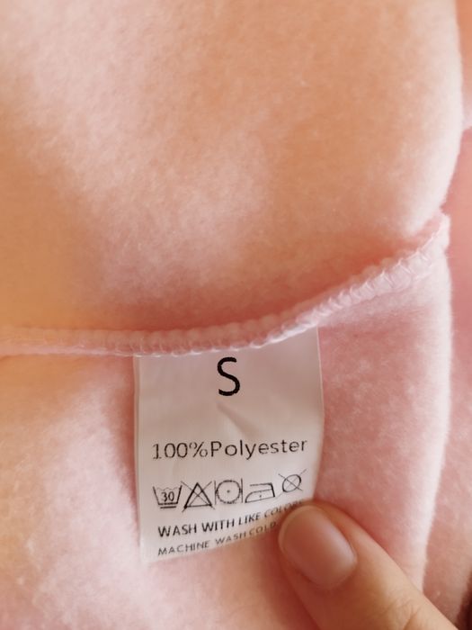 Дамски блузи и пуловери по 5 лв.