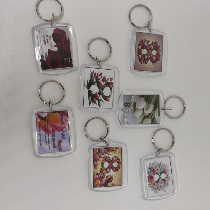 Ключодържатели мини подарък за осми март