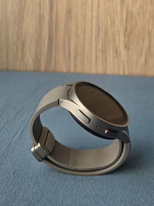 Samsung Galaxy Watch5 Pro 45mm LTE Sapphire Crystal