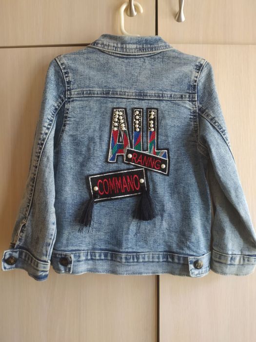 Джинсовая куртка на девочку