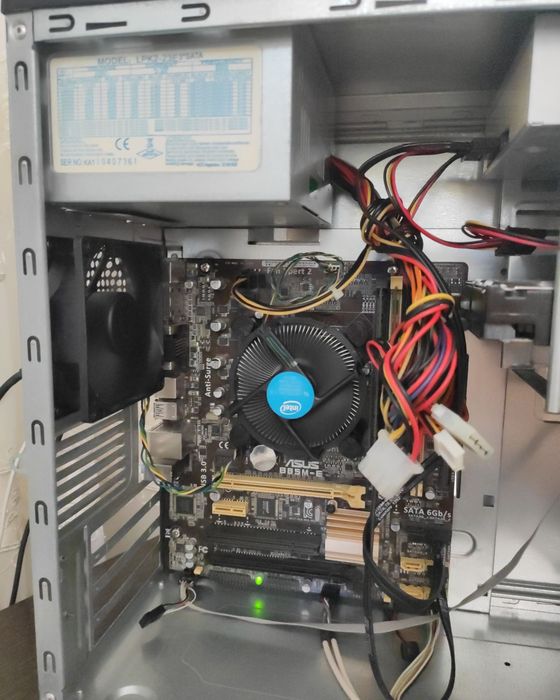 Компютър Intel i3 4130 9GB ddr3 1TB hdd Asus b85m-е