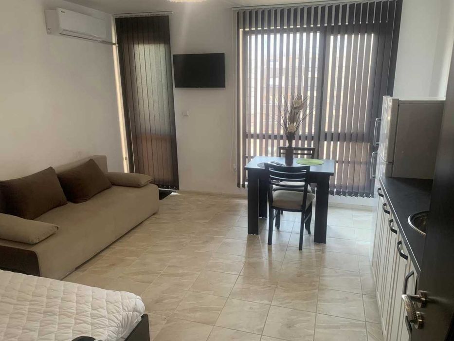 Едностаен апартамент в Южен