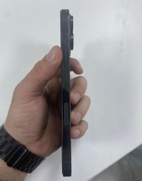 IPhone 13 pro max 128 gb