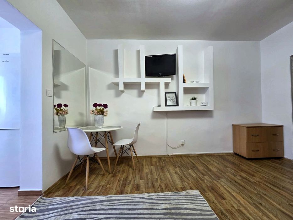 Proprietar vand garsoniera 21.5 mp, Timisoara - Polona, primul bloc